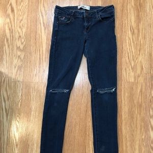 Hollister distressed skinny jeans